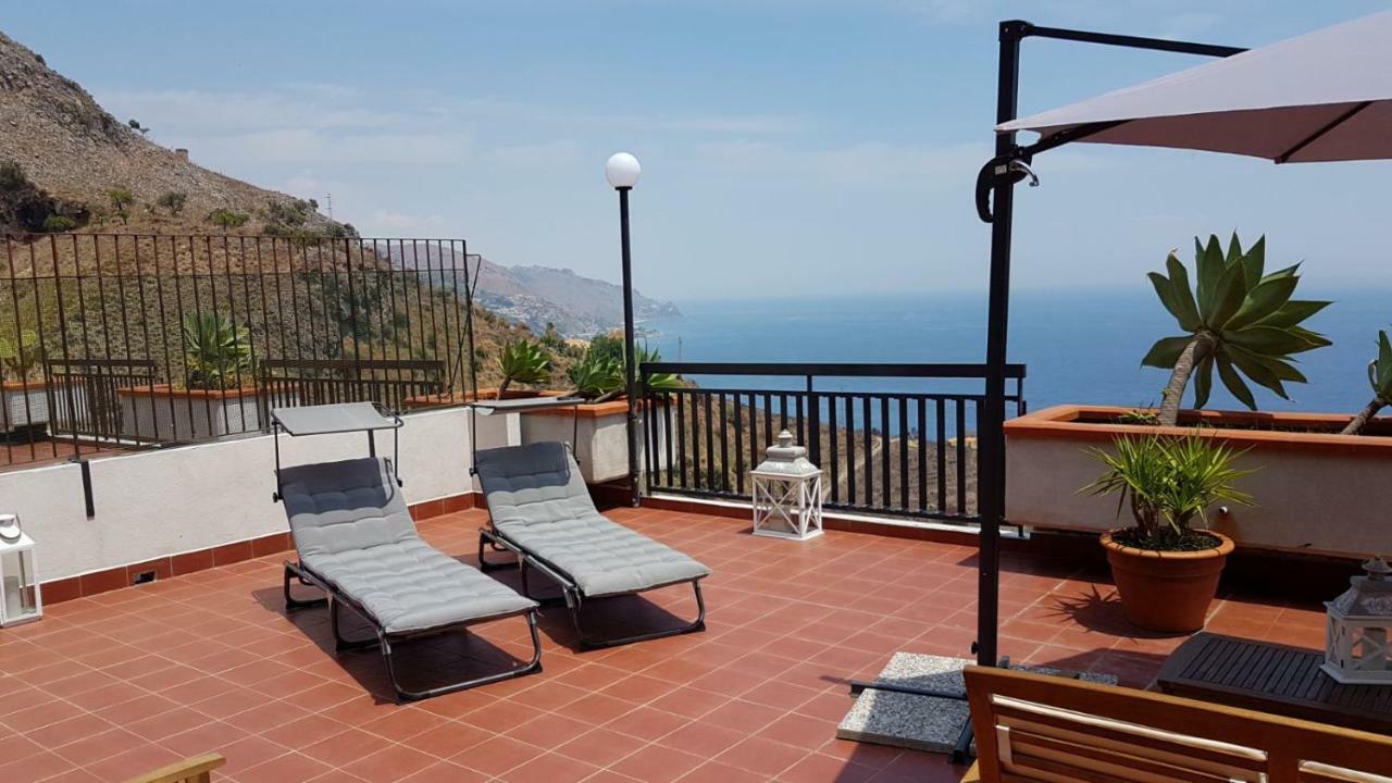 Elisa'S House Appartement Taormina Buitenkant foto