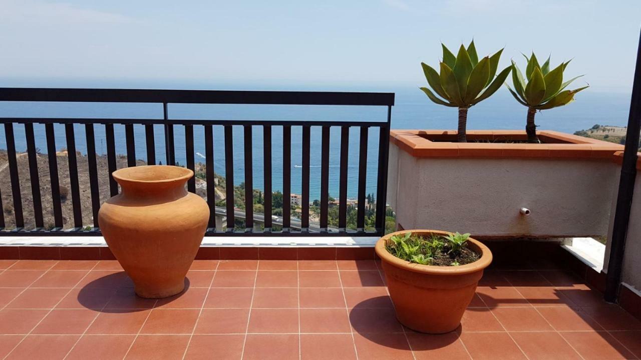 Elisa'S House Appartement Taormina Buitenkant foto